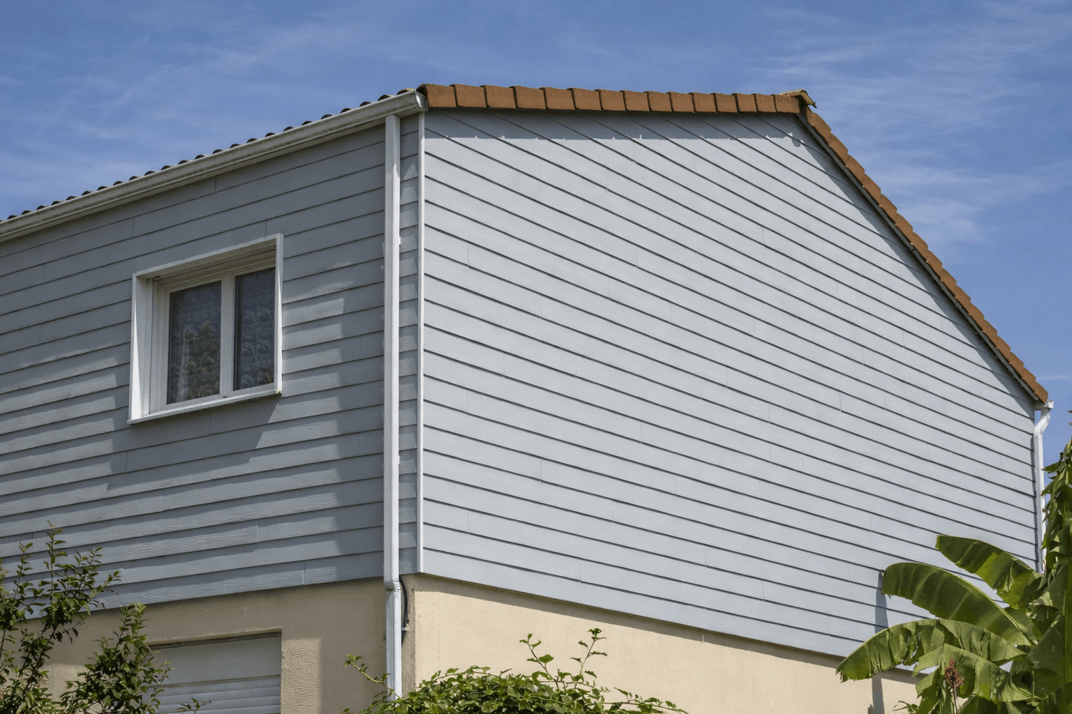 Bardage clair sur une maison